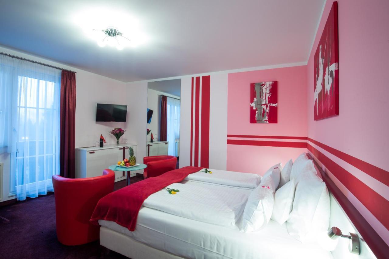 Hotel Residenz Hoessinger Karlstetten Buitenkant foto
