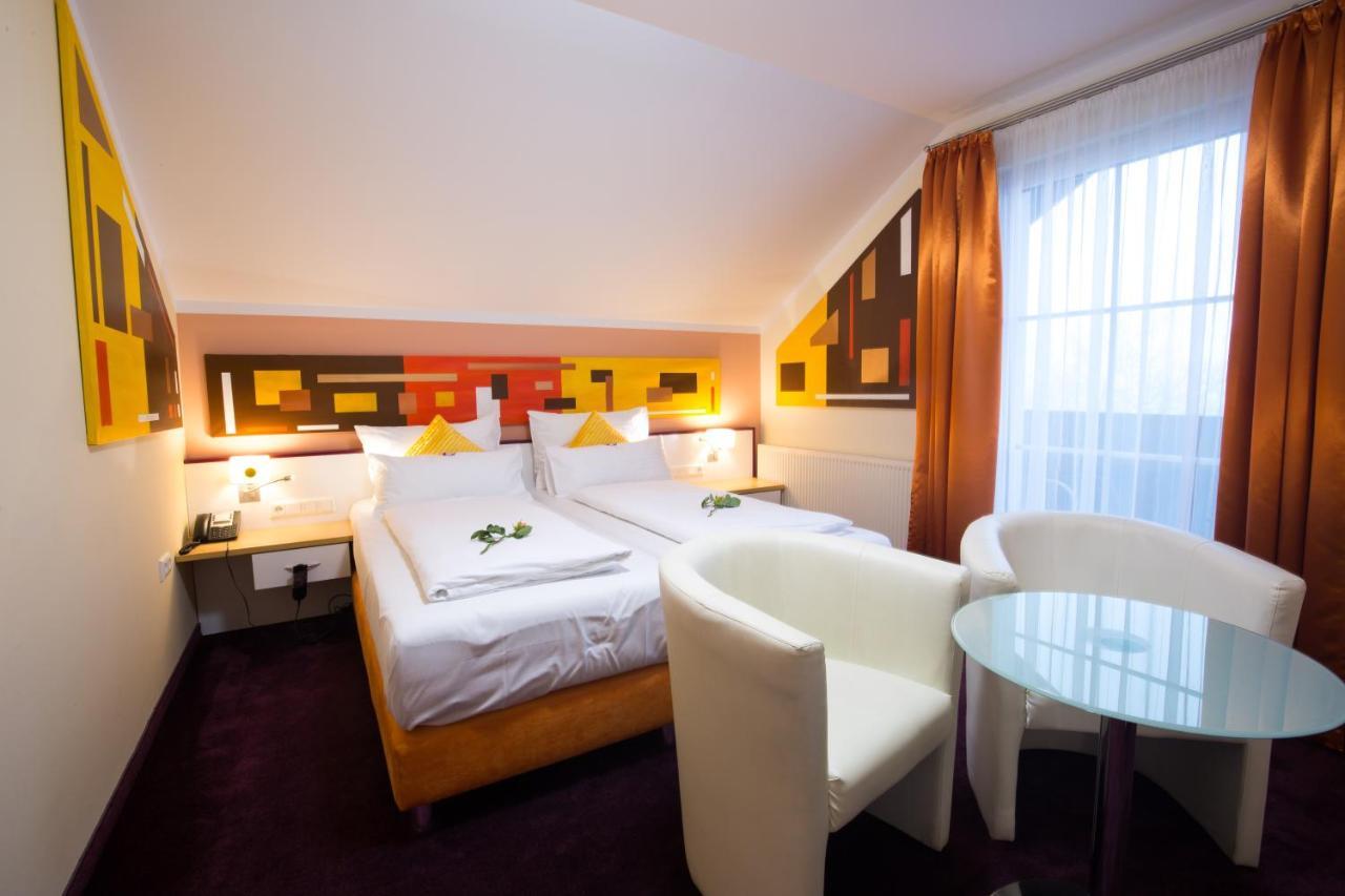 Hotel Residenz Hoessinger Karlstetten Buitenkant foto